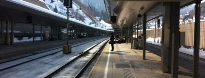 Bahnhof St. Anton am Arlberg is one of Bahn.