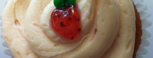 Buttermilk Sky Pie Shop is one of Cupcake-a-palooza!.