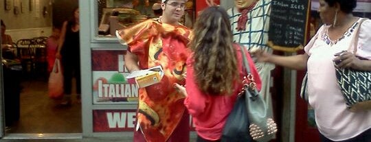 Famous Ben's Pizza is one of Elise'nin Beğendiği Mekanlar.