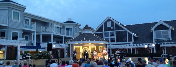 Bethany Beach Bandstand is one of Lugares favoritos de Lizzie.