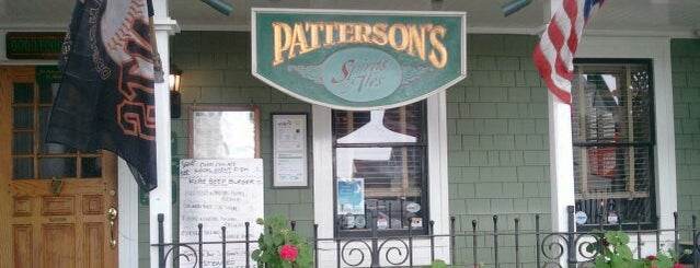 Patterson's Pub is one of best restaurants in Mendocino.