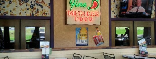 On The Border Mexican Grill & Cantina is one of Posti che sono piaciuti a Brandy.