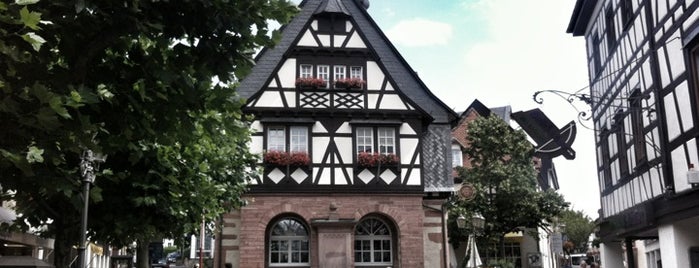 Altes Rathaus Café is one of Orte, die Ben gefallen.