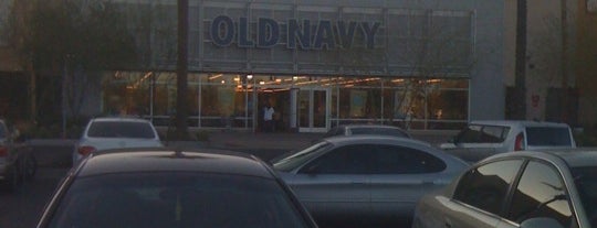 Old Navy is one of Terressaさんのお気に入りスポット.