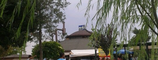 Park Cafe is one of EŞKİN SPOR'un Kaydettiği Mekanlar.