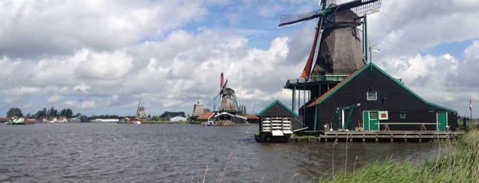 Verfmolen De Kat is one of Dutch Mills - North 1/2.