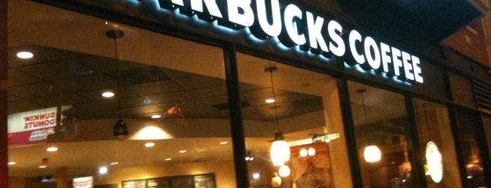 Starbucks is one of Tempat yang Disukai Mikal.