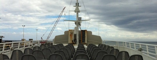 Molokai-Maui Ferry is one of สถานที่ที่ Elena ถูกใจ.