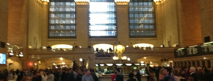 Grand Central Terminal is one of NYC Christmas bucket list.