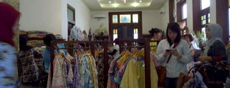 Batik Lu-Za is one of Pekalongan World of Batik.