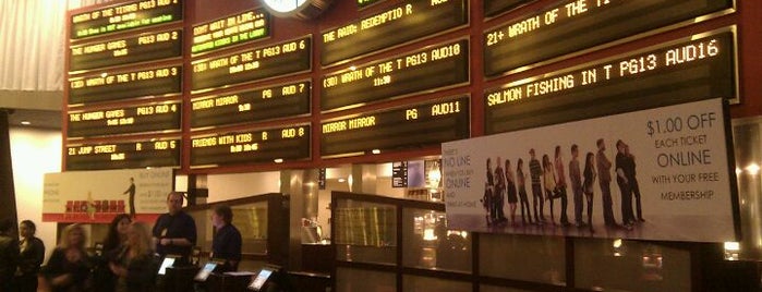 ArcLight Cinemas is one of Lugares favoritos de Starry.