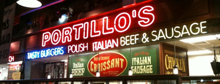 Portillo's is one of Orte, die Jonathan gefallen.