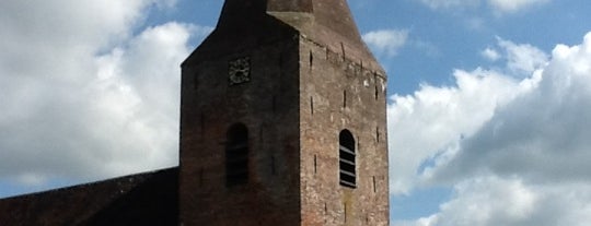Kerk Onstwedde is one of Lugares favoritos de Bernard.