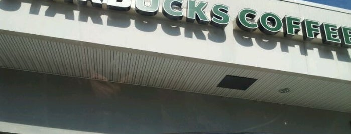 Starbucks is one of Tim 님이 좋아한 장소.