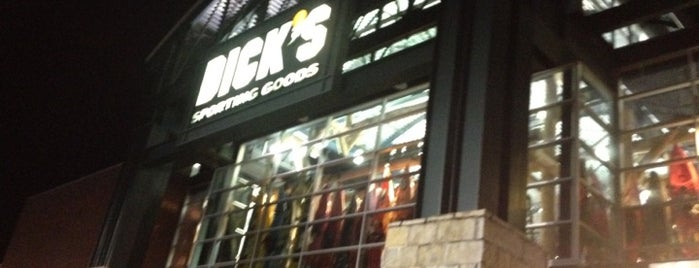 DICK'S Sporting Goods is one of Kyra’s Liked Places.