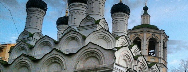 Храм Успения Пресвятой Богородицы в Путинках is one of Москва узорчатая.