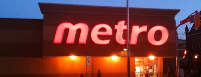 Metro is one of สถานที่ที่ Mary ถูกใจ.