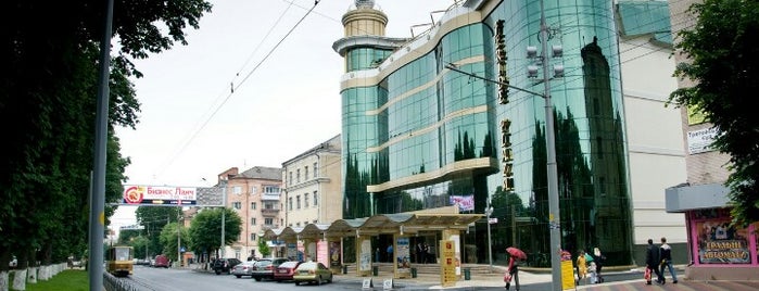 Feride Plaza is one of Заведения Винницы с Advice Wallet.