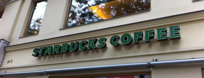 Starbucks is one of Locais curtidos por Ivan.