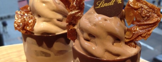 Lindt Chocolat Café is one of カフェ(๑´ω`๑)♡.