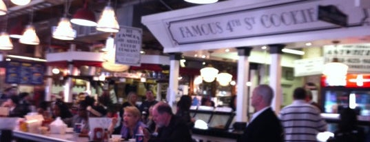 Reading Terminal Market is one of Lunch spots.