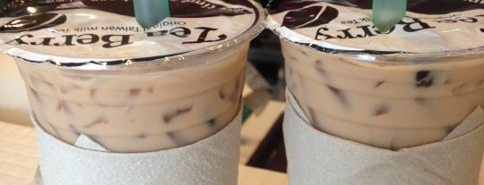 Coffee Berry @ RCA by L'arte is one of Bangkok March 2012.