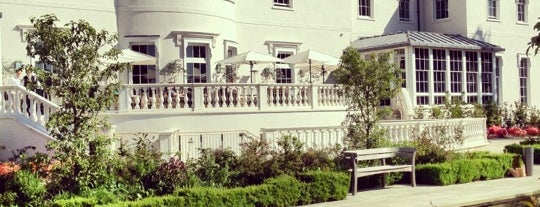 Coworth Park is one of BoutiqueHotels.