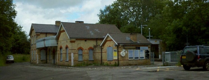 Hollingbourne Railway Station (HBN) is one of Kent Train Stations.