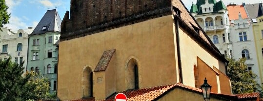 Staronová synagoga | Old New Synagogue is one of Lugares favoritos de Angel.
