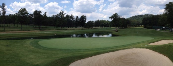 Hoover Country Club is one of สถานที่ที่ Nancy ถูกใจ.