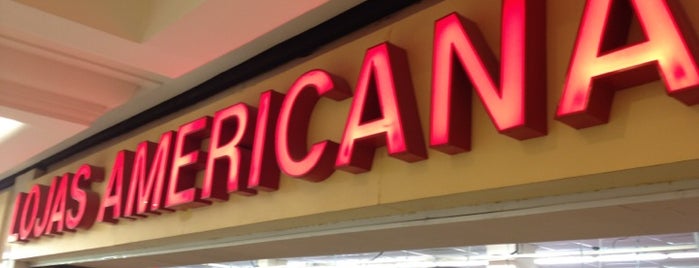 Lojas Americanas is one of Tempat yang Disukai Priscila.