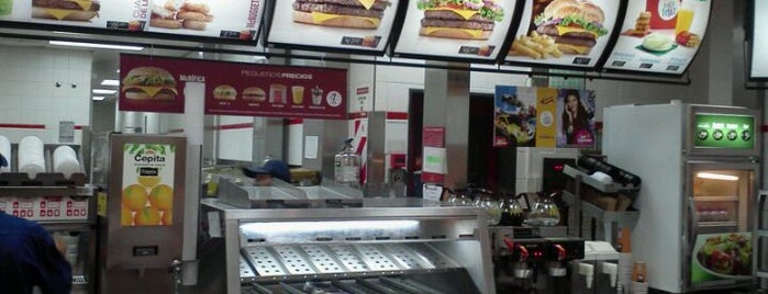 McDonald's is one of Lugares que conozco.