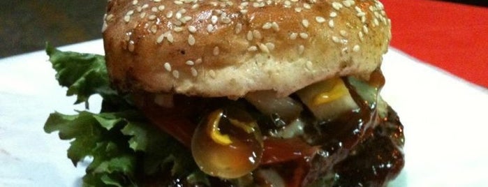 Cow Burger is one of Toluca vegetariano :: Veggie.