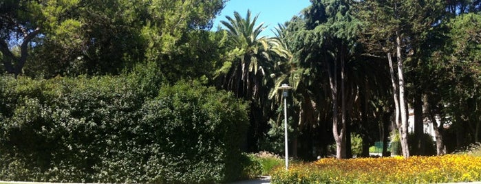 Jardim dos Sete Castelos is one of TOP Oeiras.