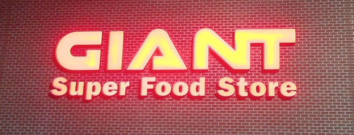Giant Super Food Store is one of Giant Food Stores.
