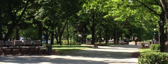 Бульвар Толбухина is one of Парки и скверы Минска (Parks and squares in Minsk).