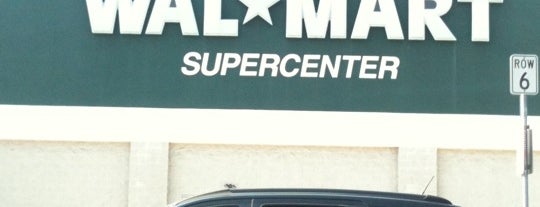 Walmart Supercenter is one of Orte, die Andrea gefallen.