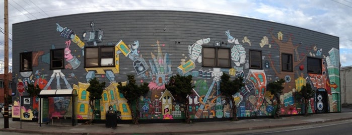 Sirron Norris Mural at 18th and Bryant is one of Alexandre 님이 저장한 장소.