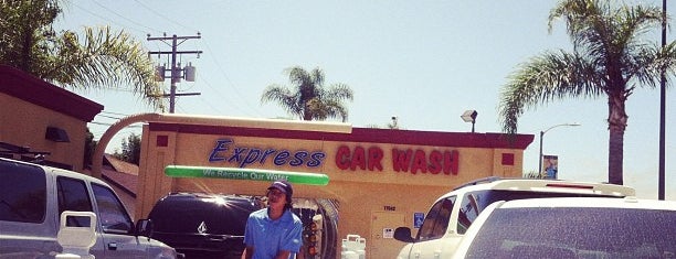 WildWater Express Carwash is one of Lugares favoritos de David.