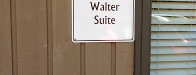 Tinhorn Creek Walter Suit is one of Lugares favoritos de Bradley.