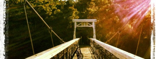 Parsley Bay Bridge is one of Lieux qui ont plu à Darren.