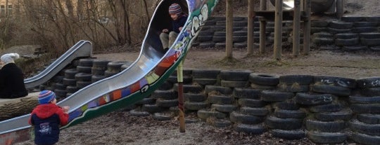 Spielplatz is one of สถานที่ที่ Robert ถูกใจ.