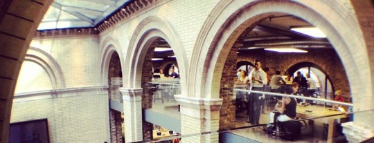 Apple Covent Garden is one of london_I_love_you.