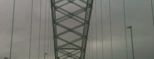 Silver Jubilee Bridge is one of Tempat yang Disukai Tristan.