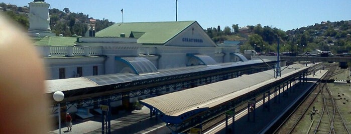 Железнодорожный вокзал «Севастополь» is one of Залізничні вокзали України.
