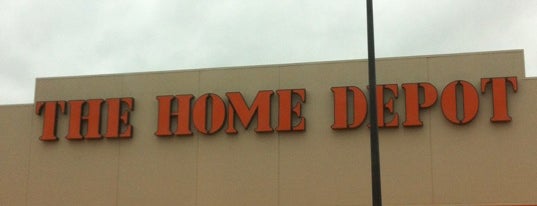 The Home Depot is one of Keatenさんのお気に入りスポット.