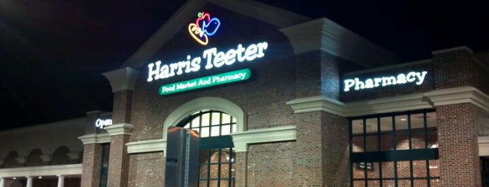 Harris Teeter is one of Tempat yang Disukai Dawn.