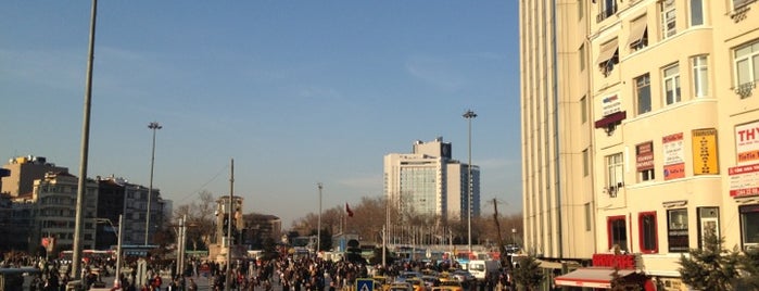 Taksim-Platz is one of Istanbul.