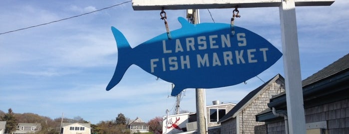 Larsen's Fish Market is one of Martha's Vineyard.