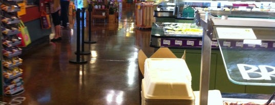 Whole Foods Market is one of John 님이 좋아한 장소.